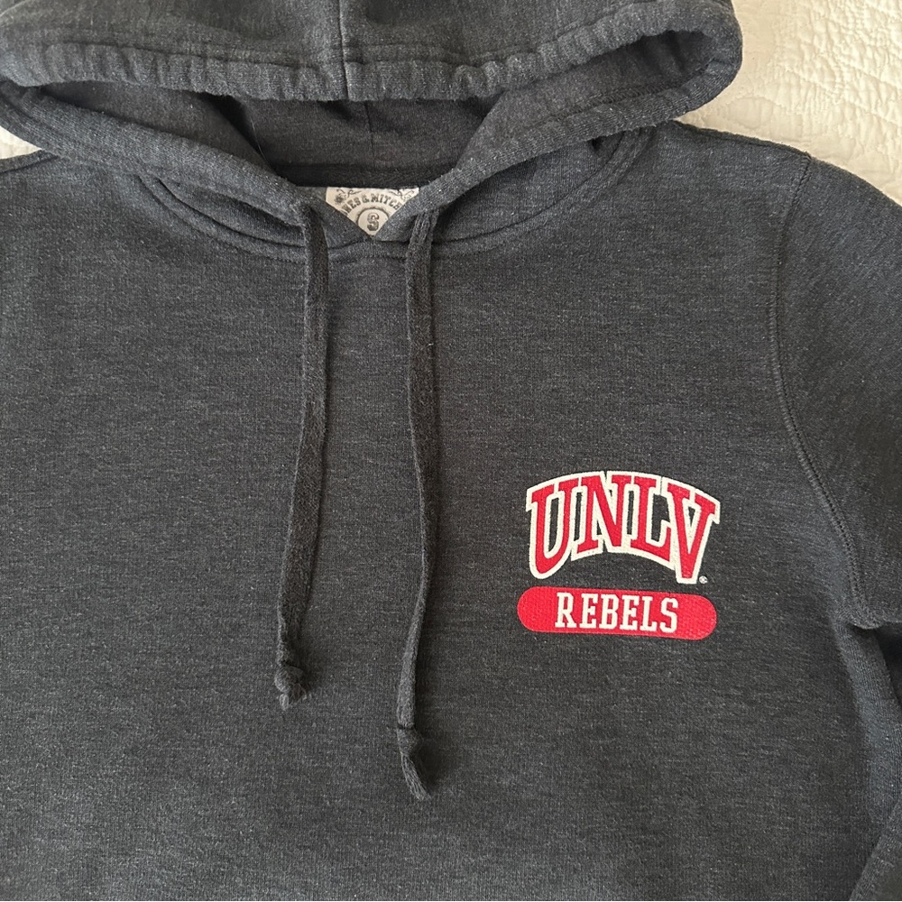 Jones & Mitchell Unlv Rebels Hoodie Sweatshirt S View 4